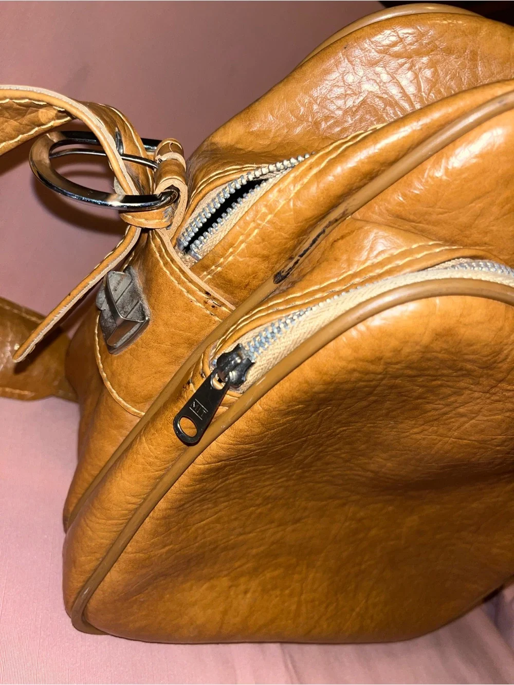 Vintage Leather Crossbody Bag/Carry on bag in Cognac Brown